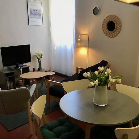 Petit Cocon Apartment วีลล์ฟรองซ์-ซูร์-แมร์ ภายนอก รูปภาพ